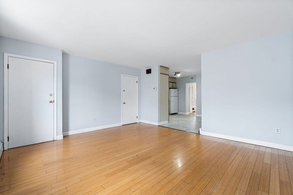 120 Grant Ave ##1 - Photo 4 of 20