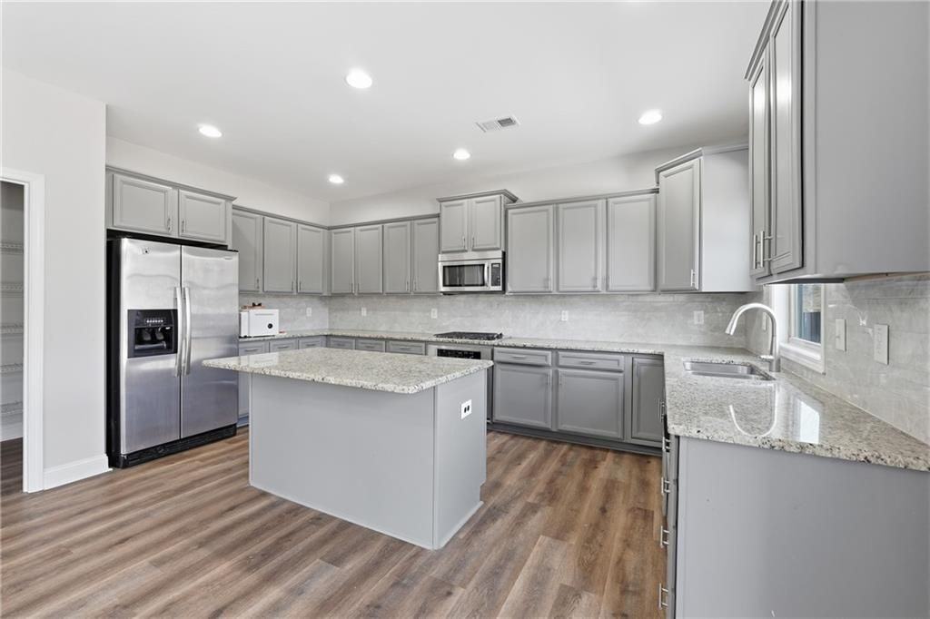 1440A Waverly Glen Dr - Photo 7 of 25