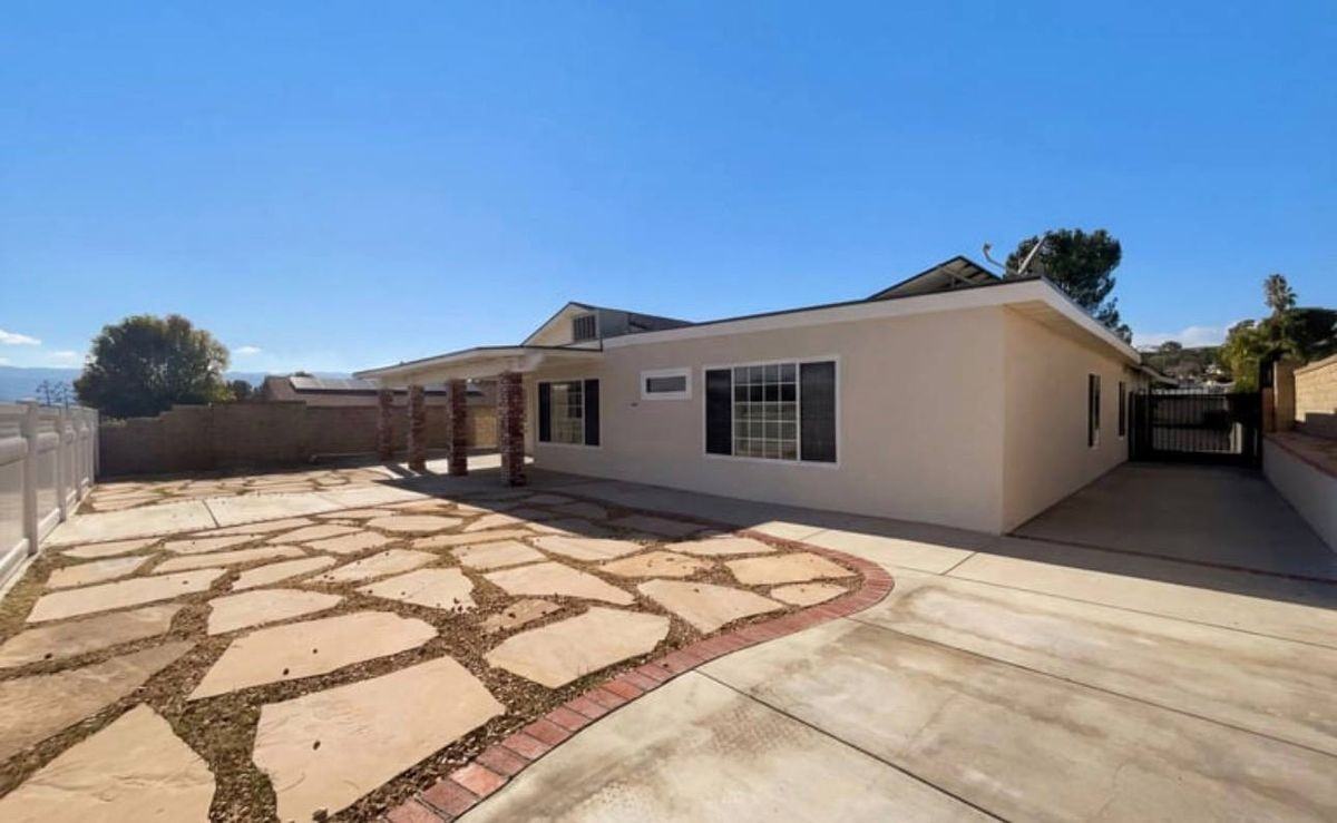 26842 Palacete Dr - Photo 3 of 14