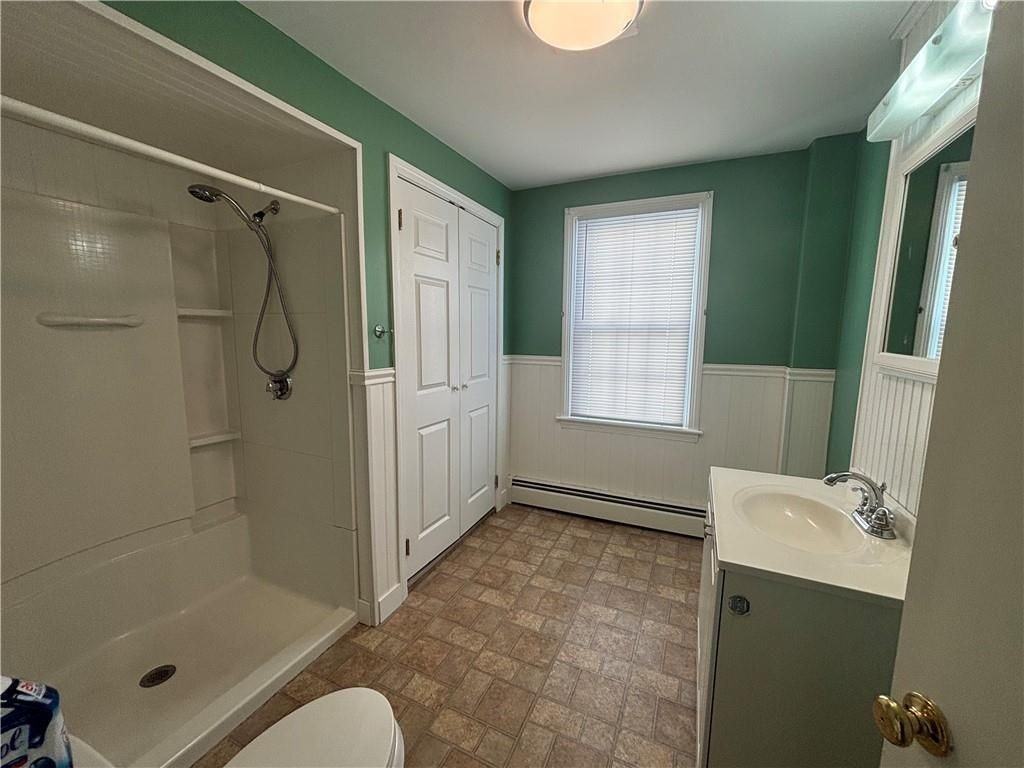 1595 Main St ##2 - Photo 5 of 12