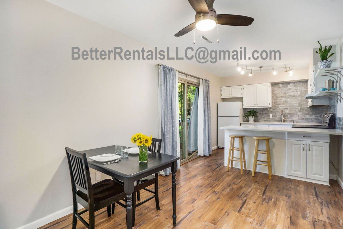 636 Irish Dr - Photo 3 of 15