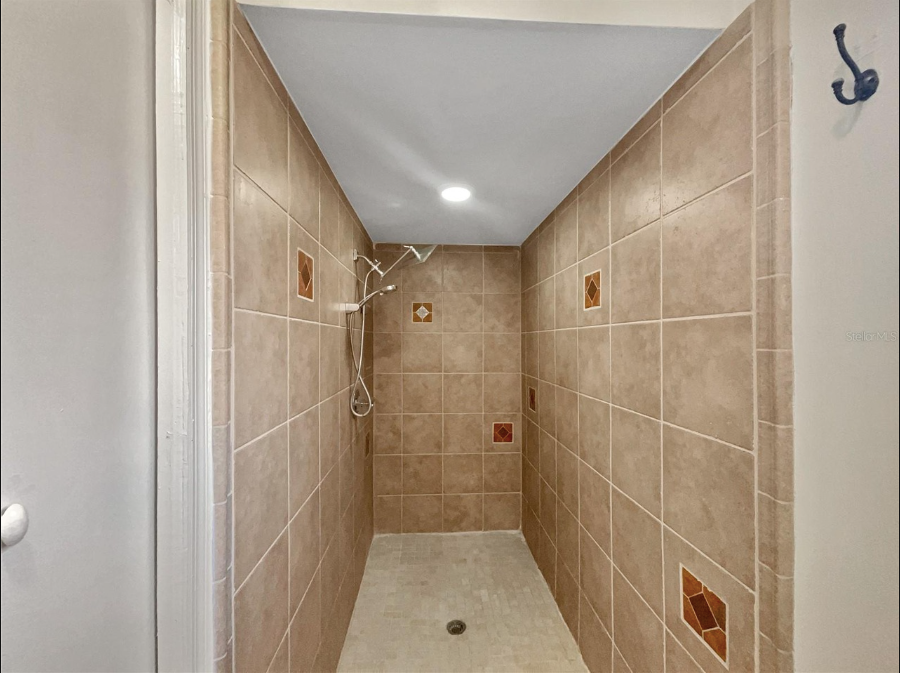 236 Longhorn Dr - Photo 3 of 19