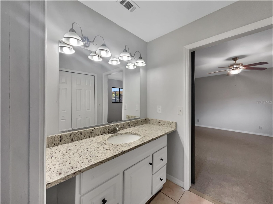 236 Longhorn Dr - Photo 4 of 19