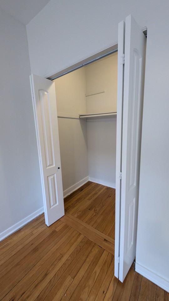 5453 South Everett Avenue - Photo 7 of 19