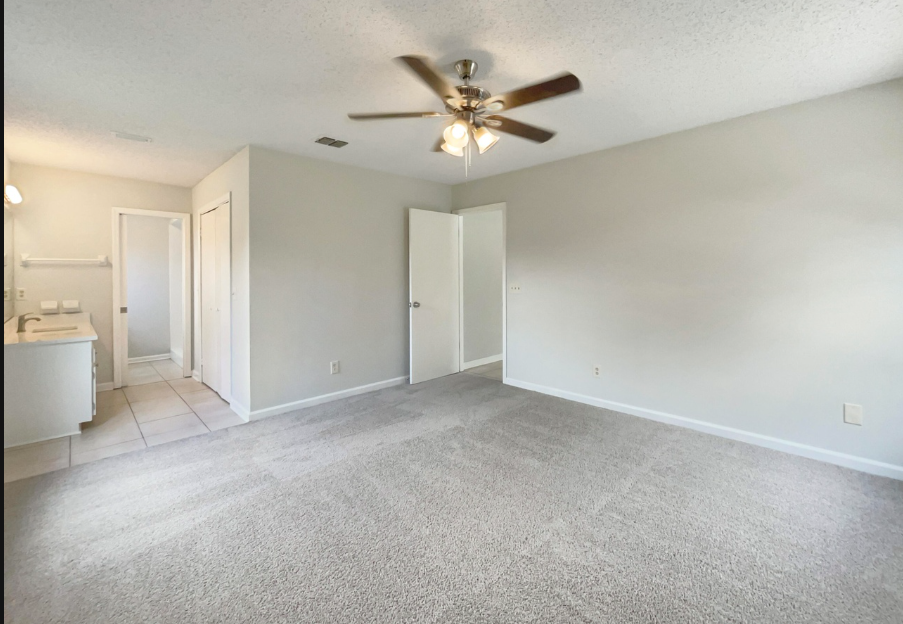 2070 Tickford St - Photo 7 of 9