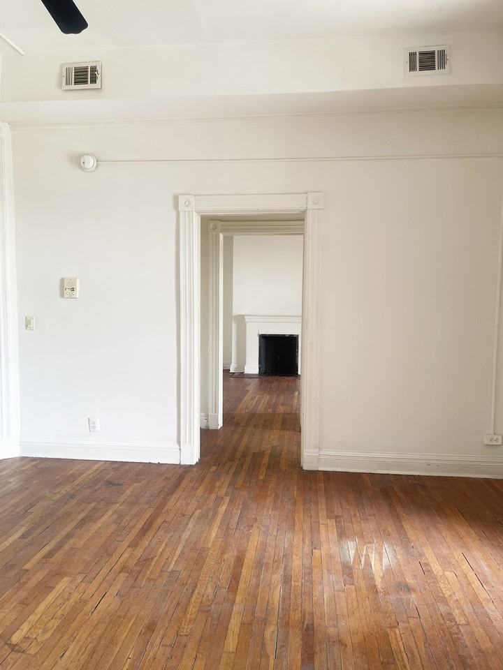 1810 Eutaw Place Apartments - Photo 3 of 16