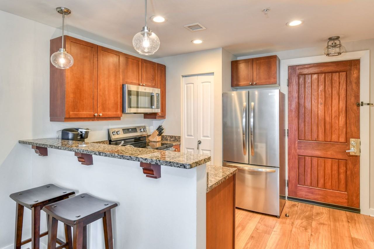 955 Registry Blvd - Photo 4 of 40