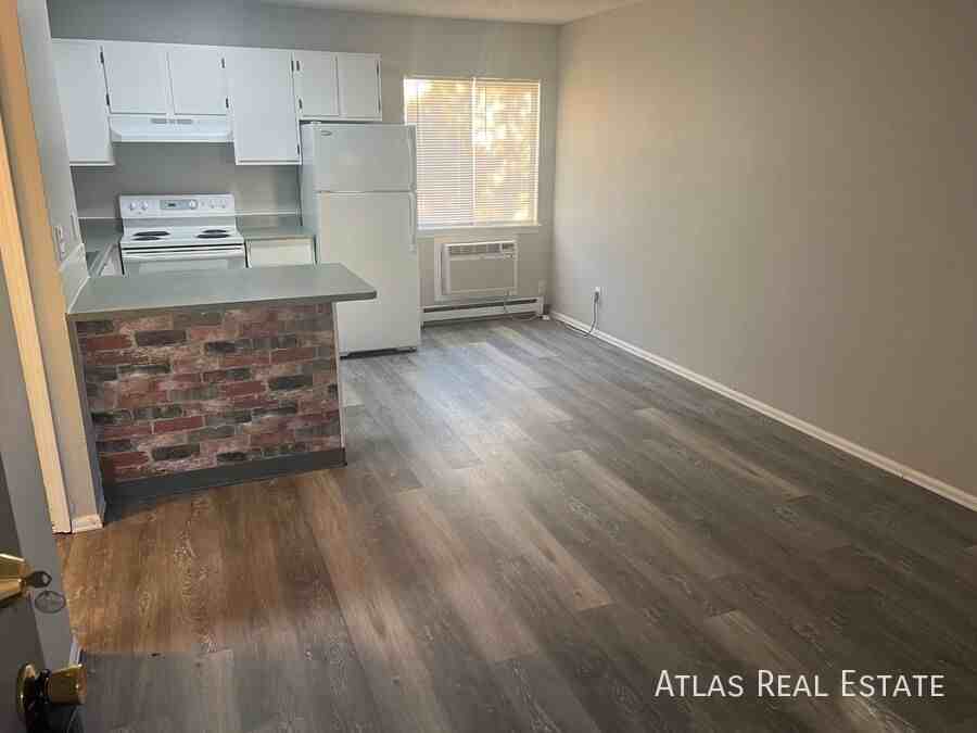 6895 Space Village Avenue - Photo 5 of 26