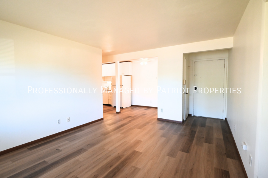 LIBERTY VALLEY APARTMENTS - Photo 7 of 23