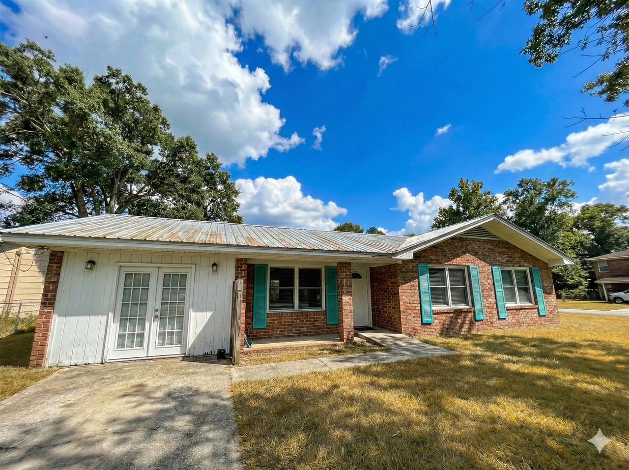 720 Bacon Rd - Photo 2 of 8