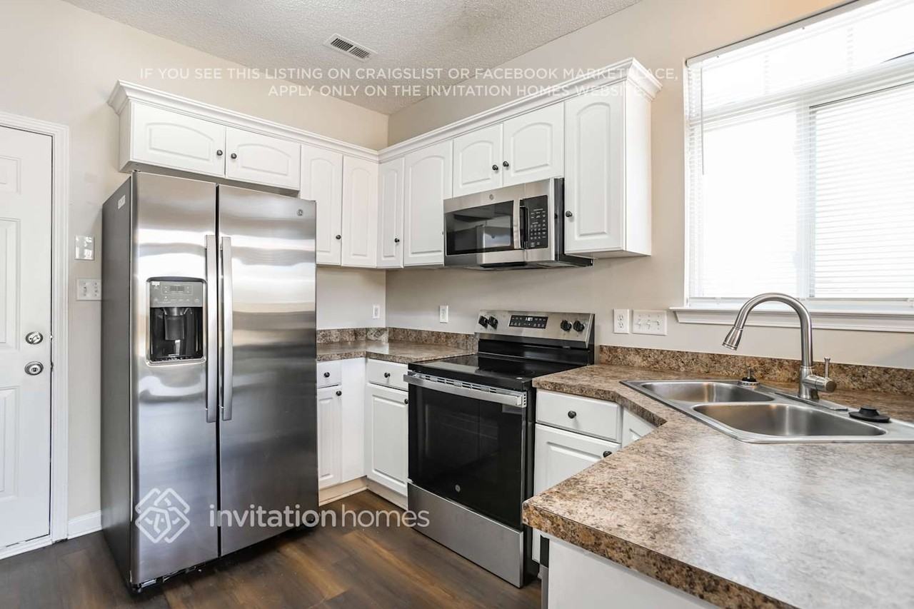 2003 Salmon River Dr - Photo 7 of 18