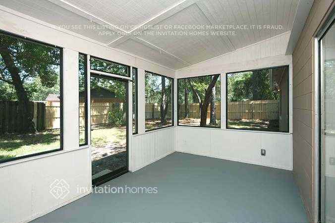 100 Laguna Ct - Photo 5 of 9