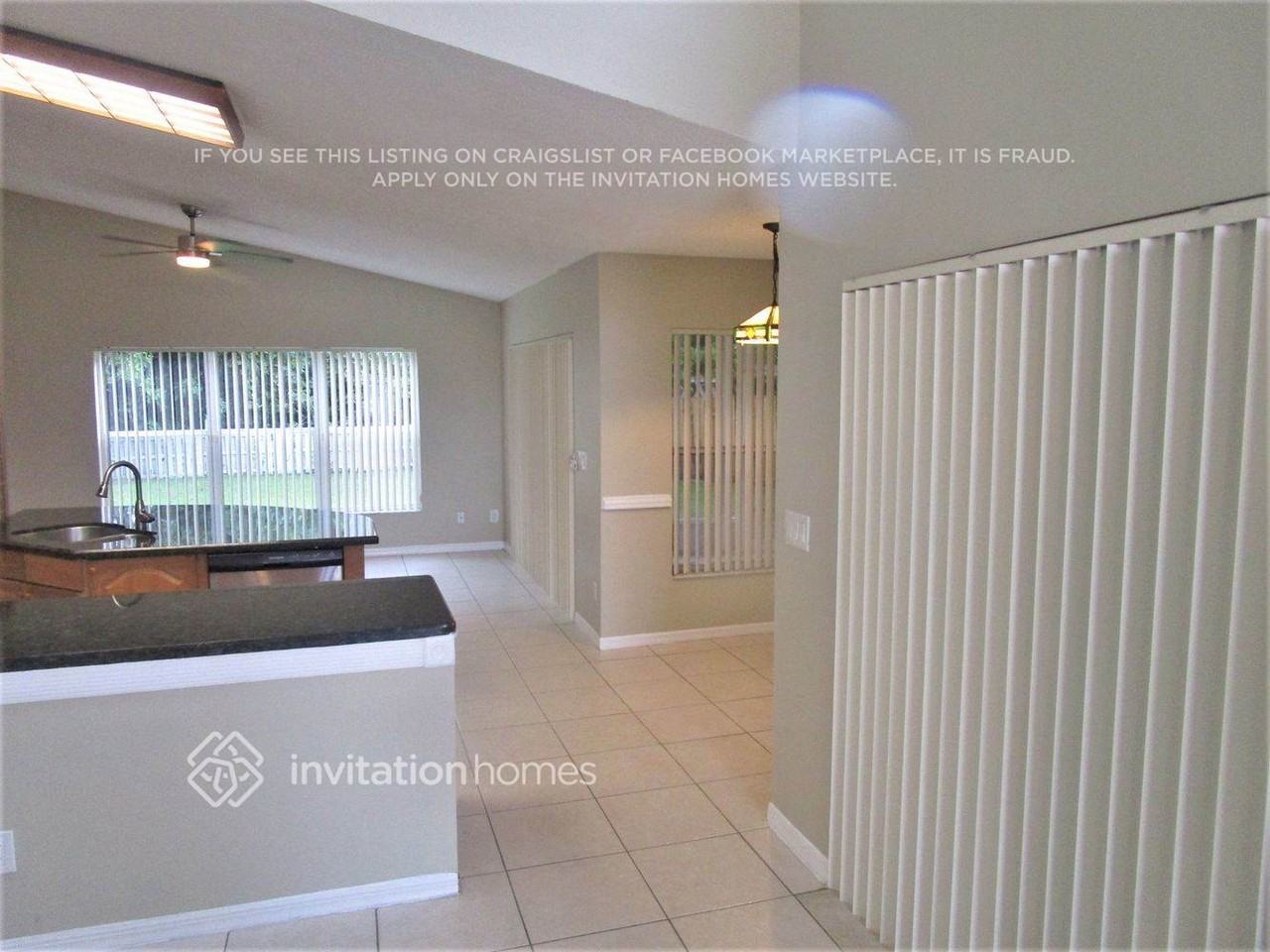 5343 Nw 53rd St - Photo 7 of 14