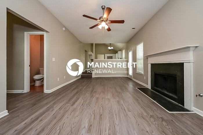 541 Rosalind Ter - Photo 5 of 18