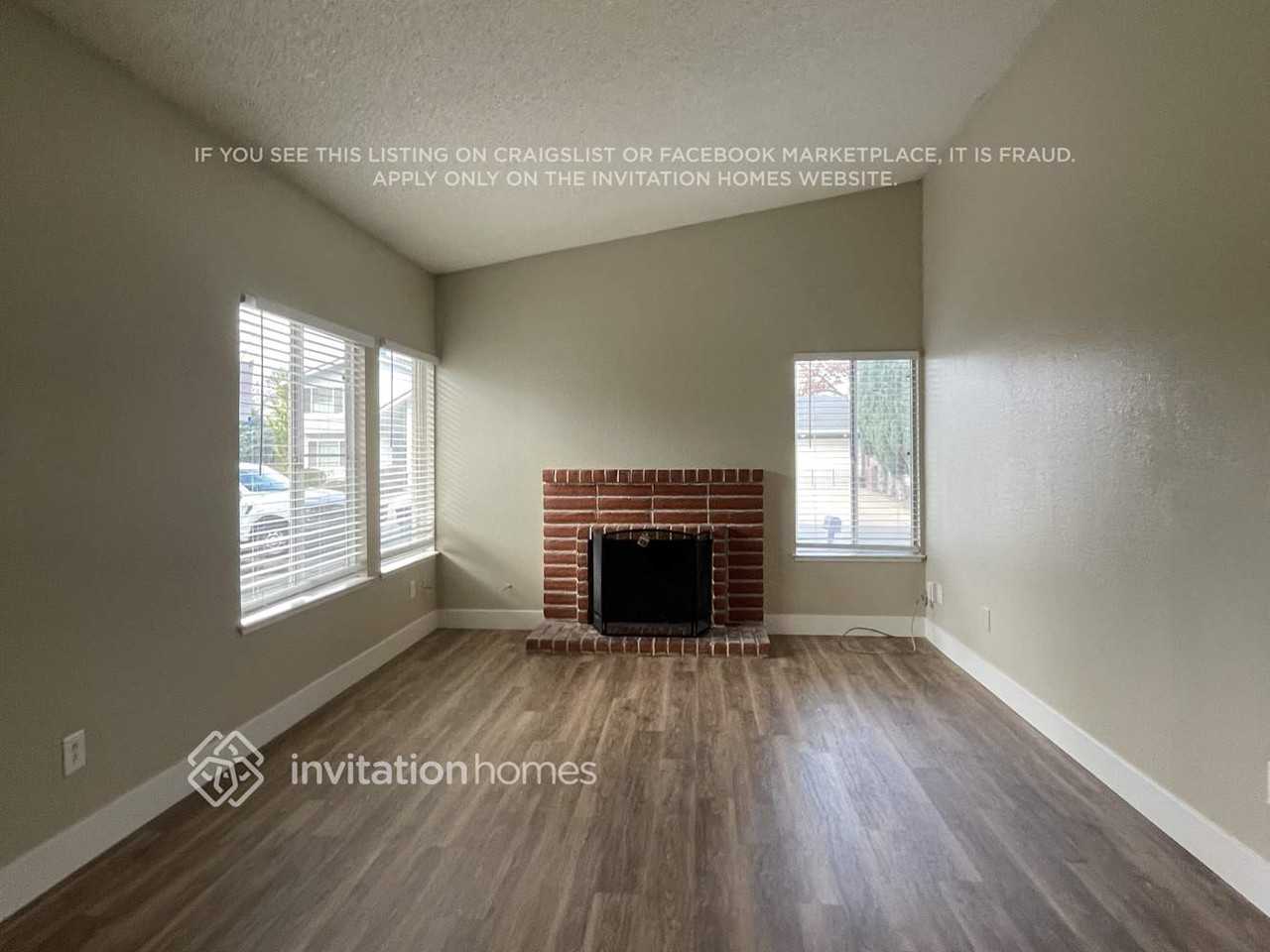 1972 Las Coches Way - Photo 3 of 14