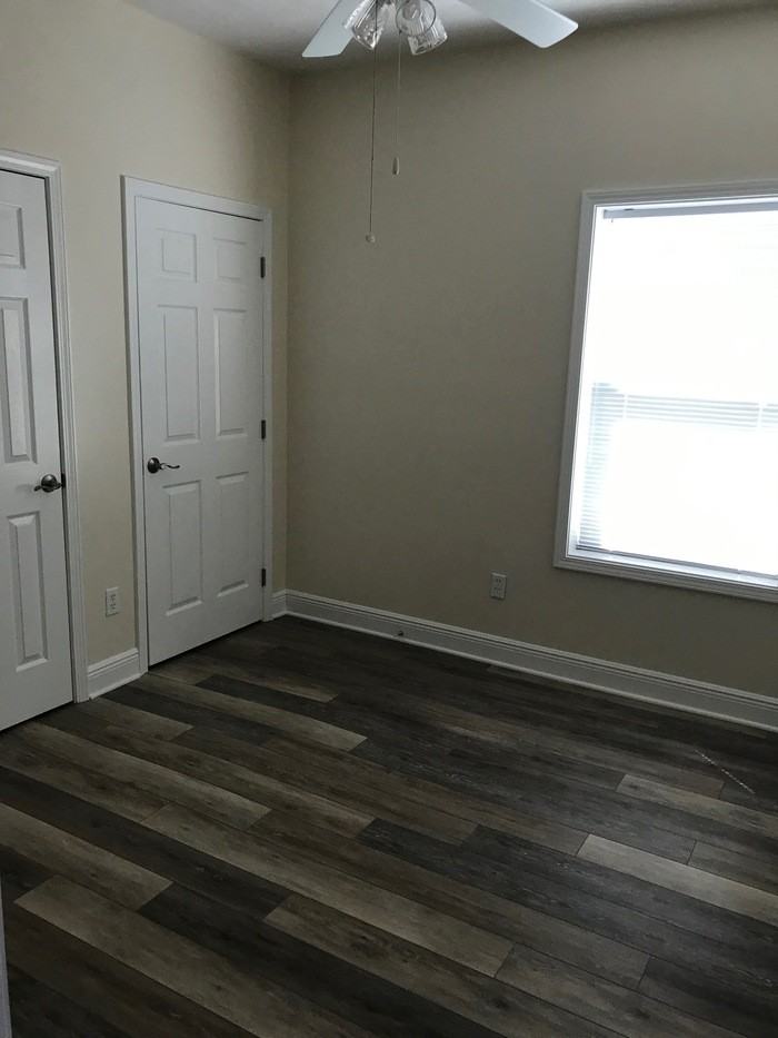 322 Saint Francis St - Photo 4 of 8