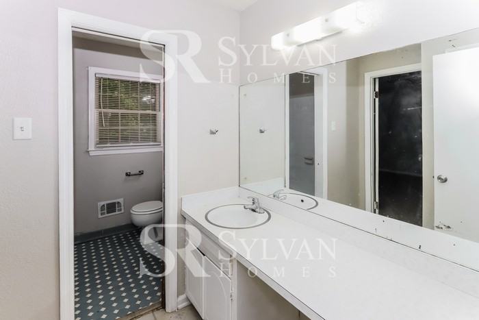 5645 Morning Creek Cir - Photo 7 of 15