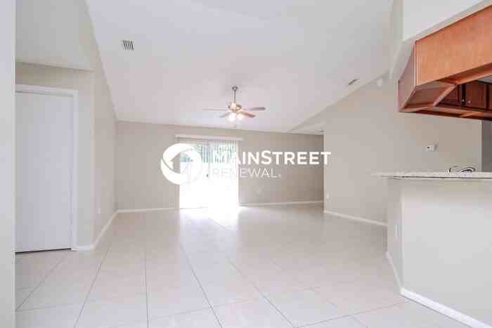 4739 Whiteway Dr - Photo 6 of 16