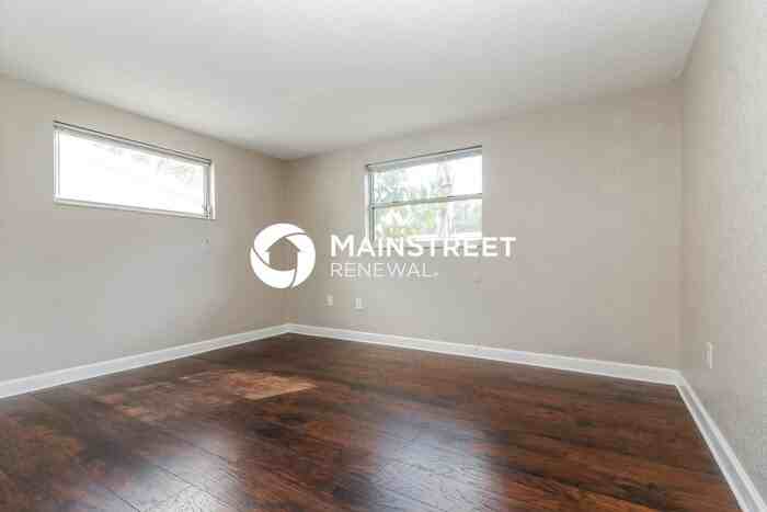 4929 Amherst Ct - Photo 6 of 16