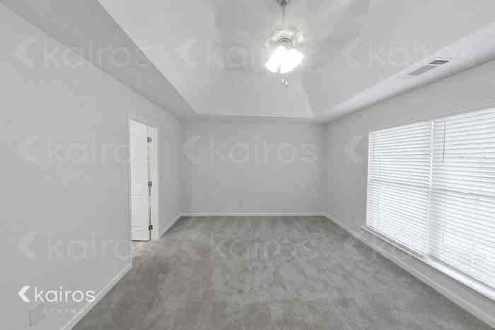 325 Bent Tree Dr - Photo 7 of 18