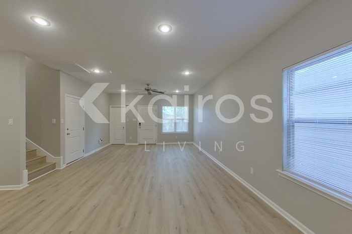 10114 W 20th St #A - Photo 5 of 24