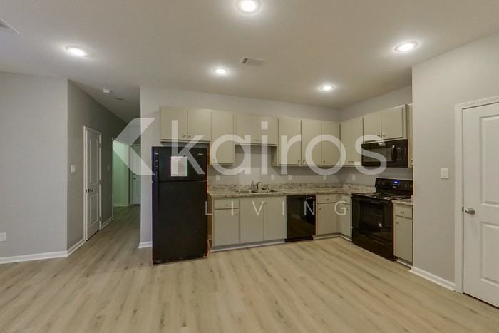 10114 W 20th St #A - Photo 7 of 24