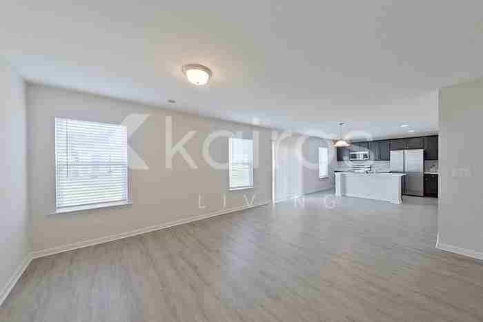 27 Duluth Dr - Photo 2 of 25