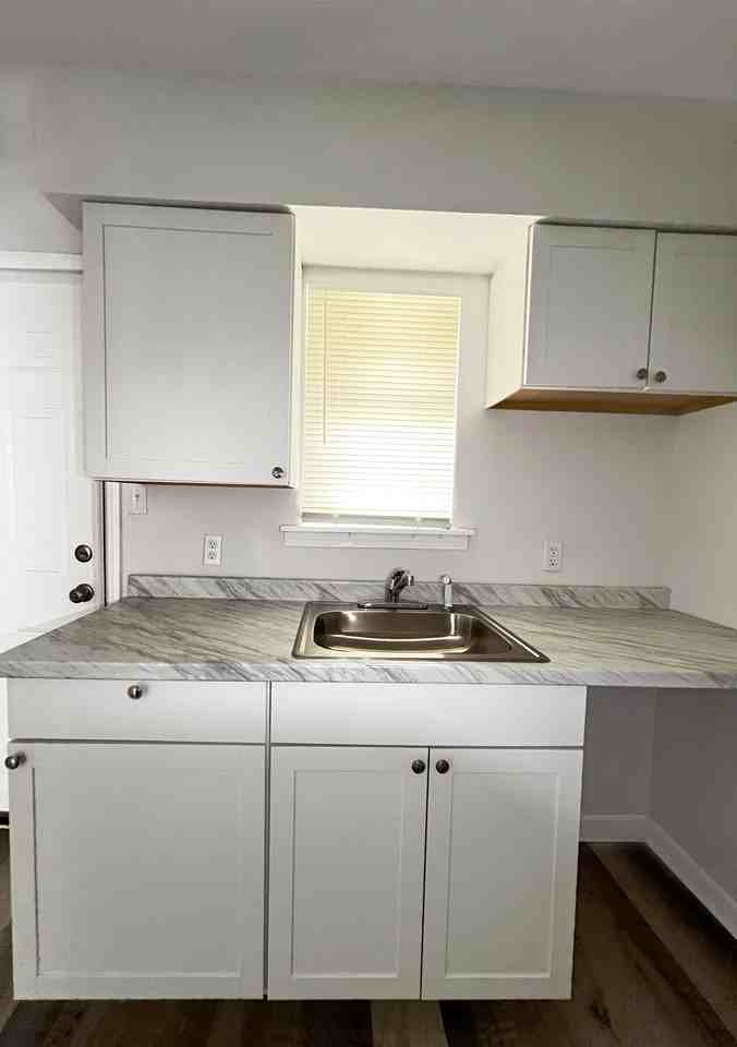 2401 Wheeler Ave Bldg 1 #336C - Photo 5 of 22