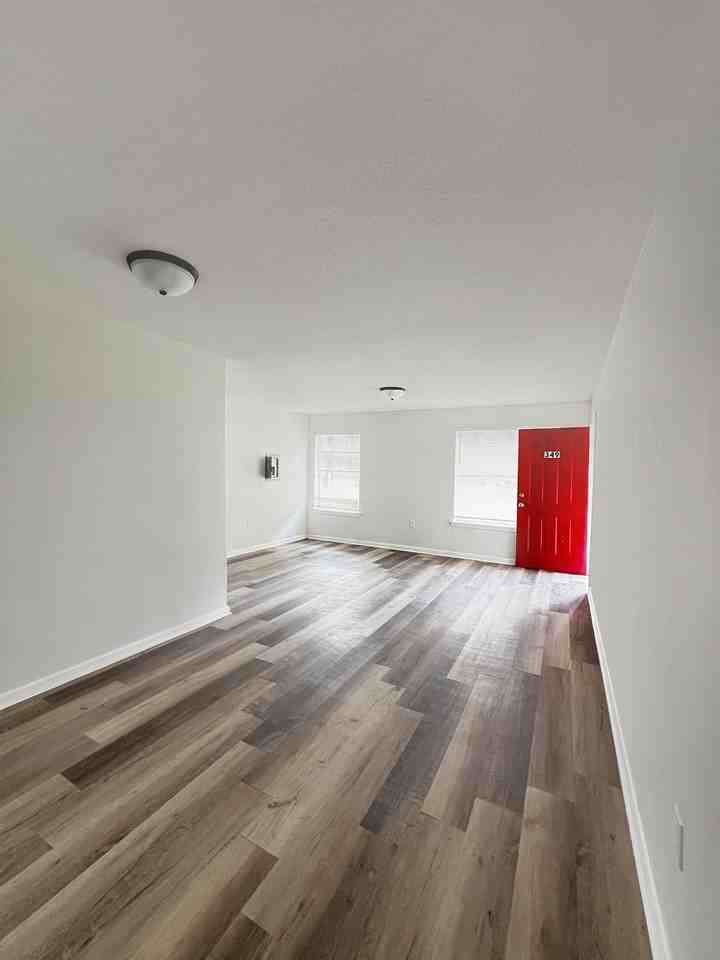 2400 Goodwin Ave Bldg 2 #305 - Photo 3 of 22