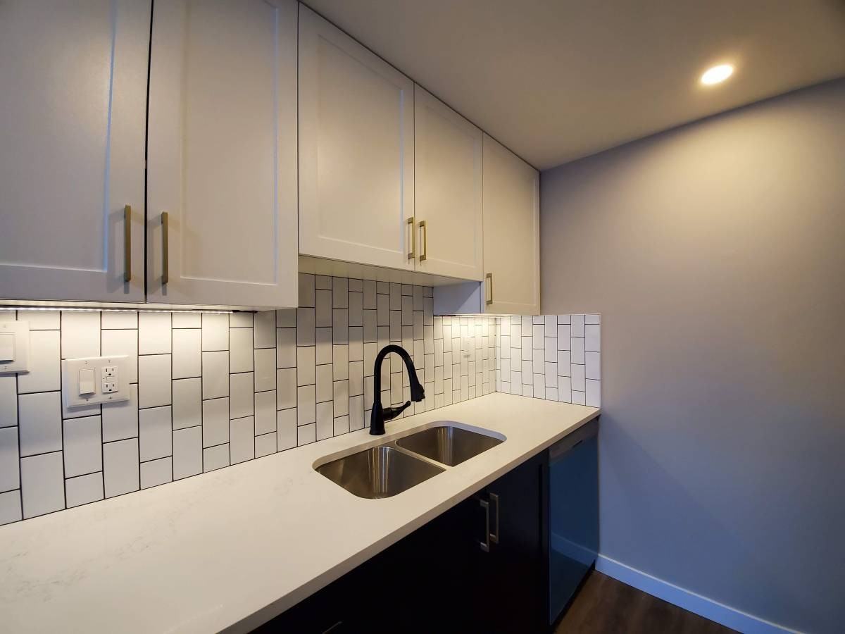 121 West 21st Street #209 - Photo 2 of 11