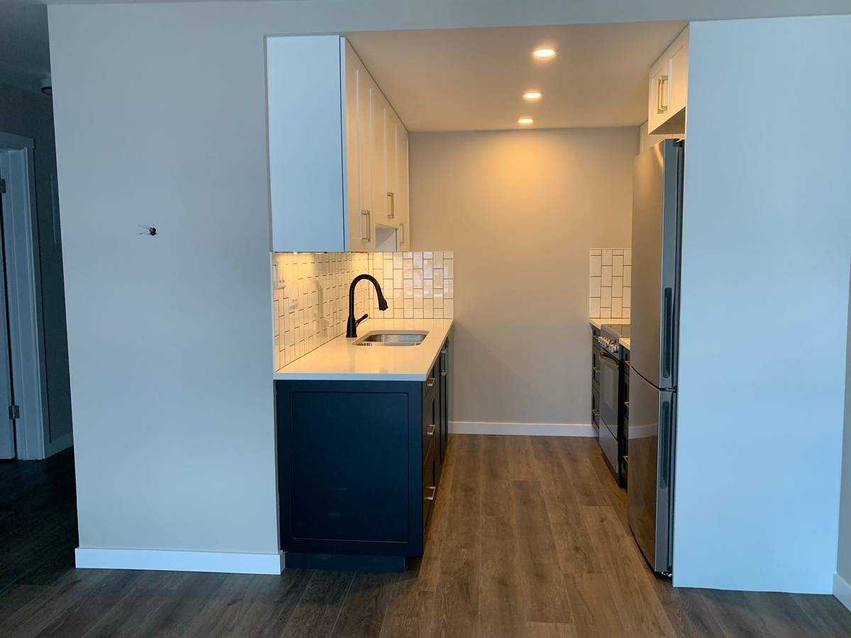 121 West 21st Street #209 - Photo 3 of 11