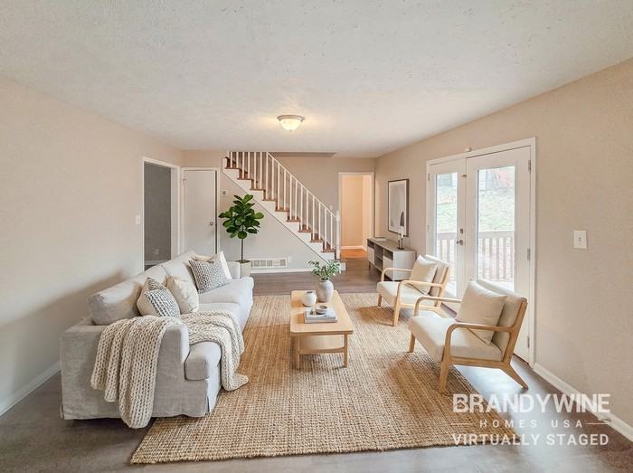 5257 Norman Blvd - Photo 2 of 23