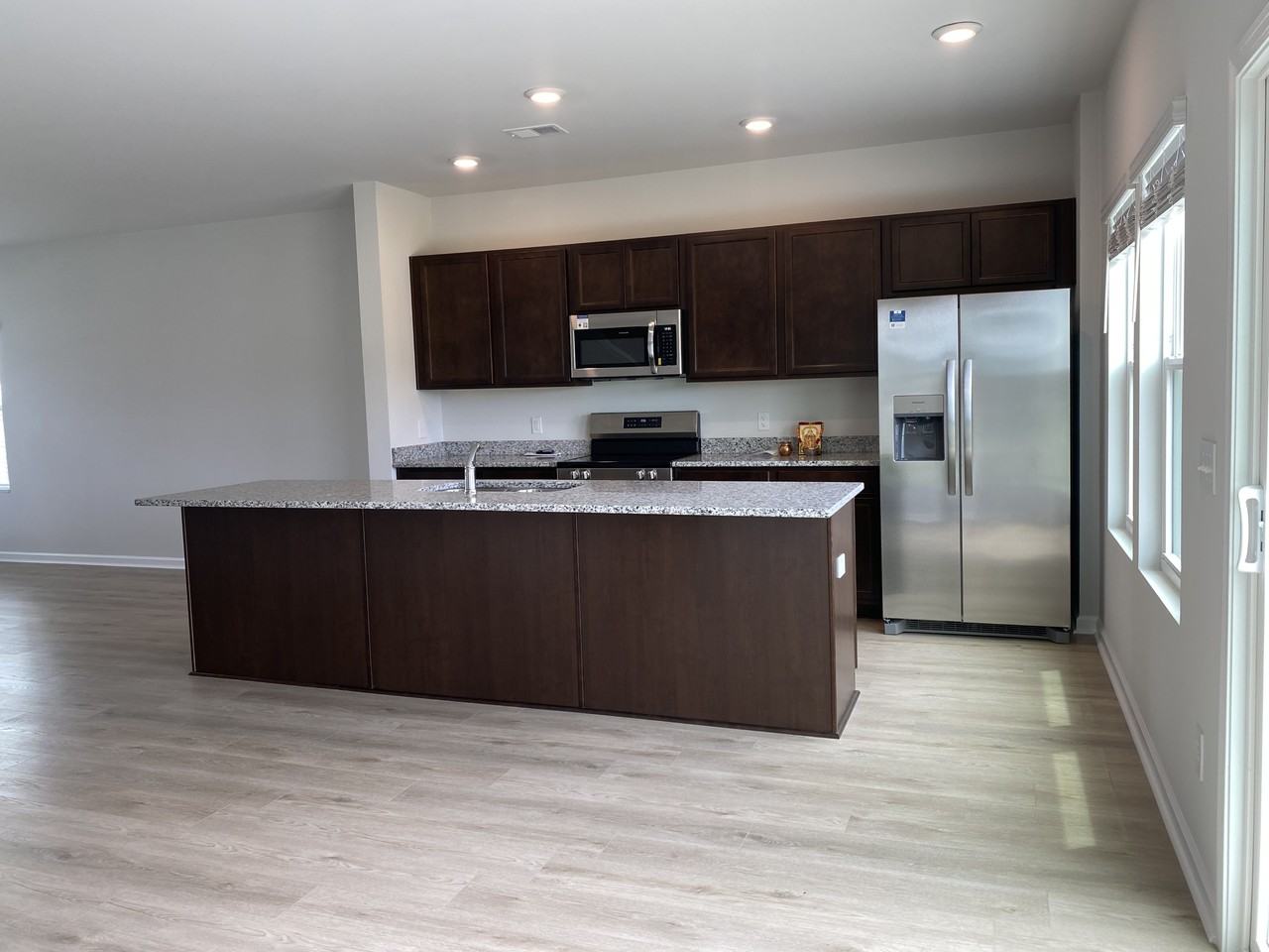 105 Stillhouse Dr #1 - Photo 4 of 22