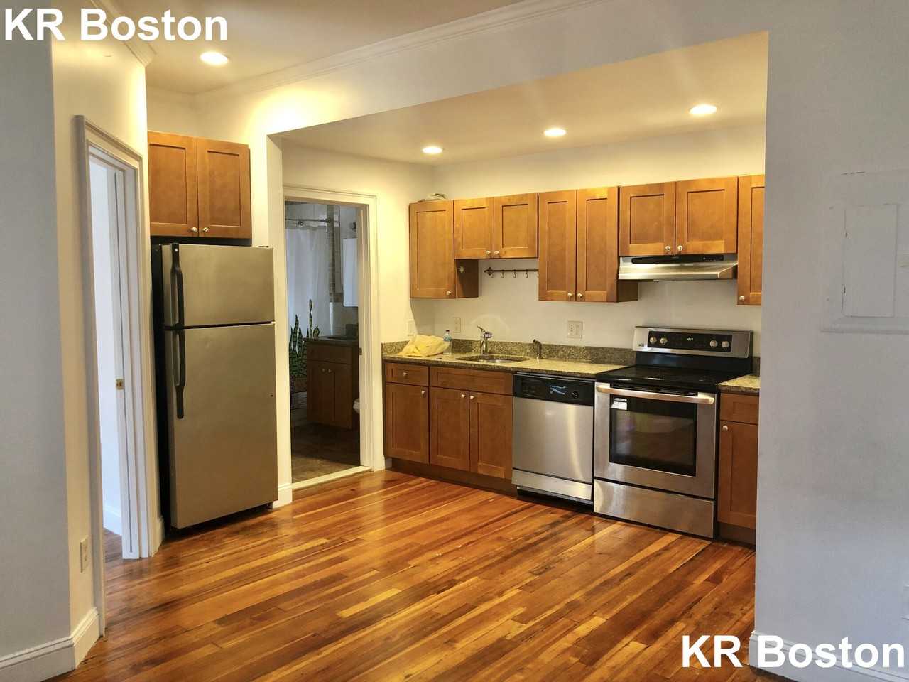 Harvard Ave #6 - Photo 2 of 23