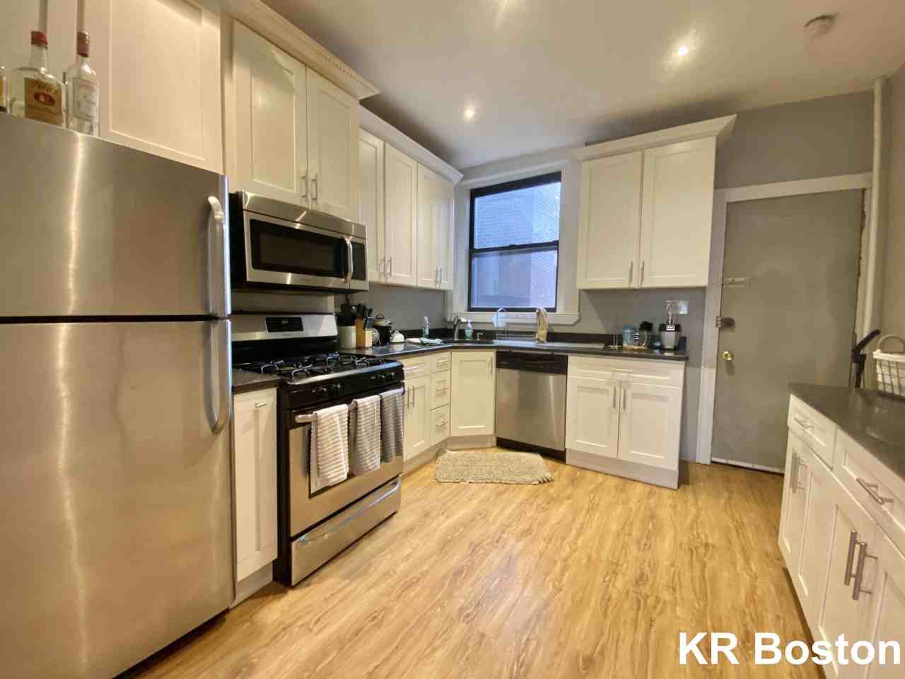 Harvard Ave #3 - Photo 3 of 50