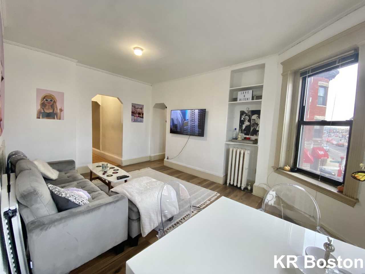 Harvard Ave #3 - Photo 4 of 50