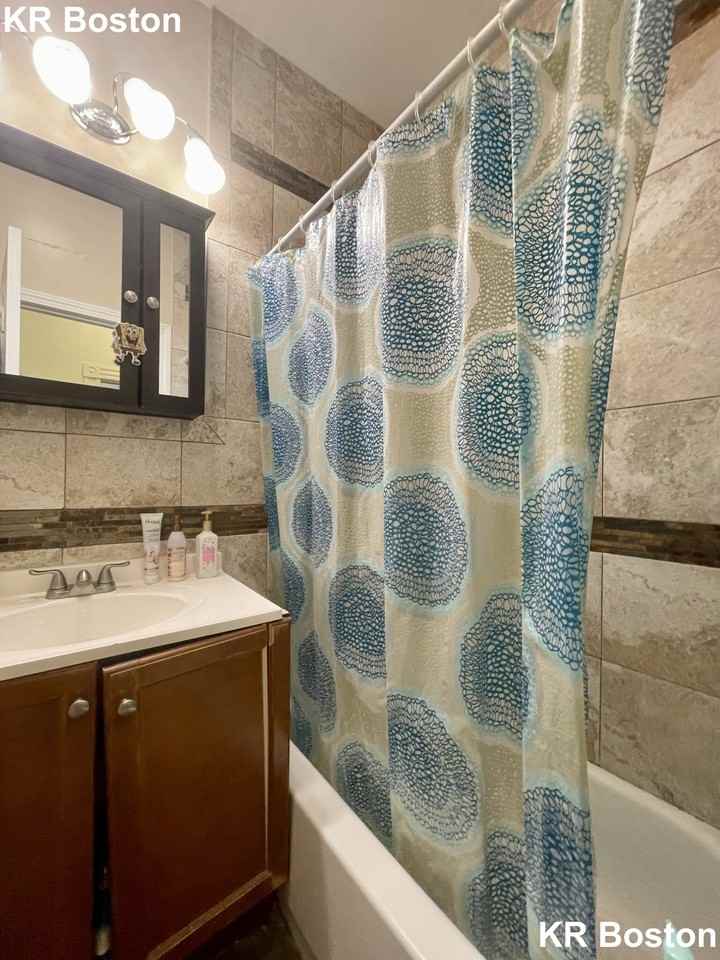 Harvard Ave #1 - Photo 4 of 33