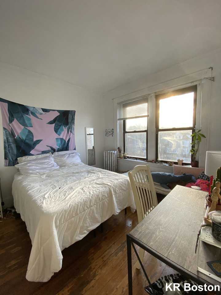 Harvard Ave #6 - Photo 5 of 50