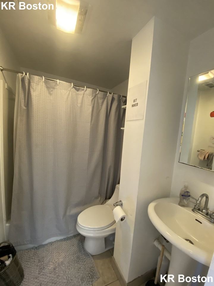 Harvard Ave #1 - Photo 7 of 40