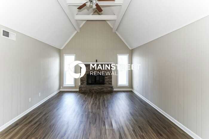 4511 Crump Rd - Photo 3 of 16