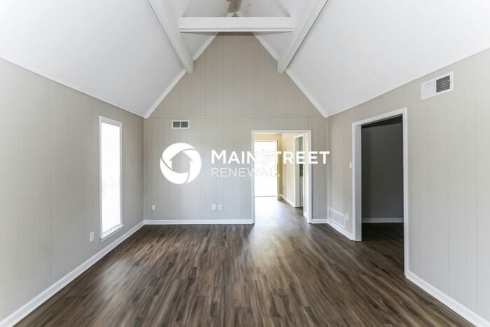 4511 Crump Rd - Photo 4 of 16