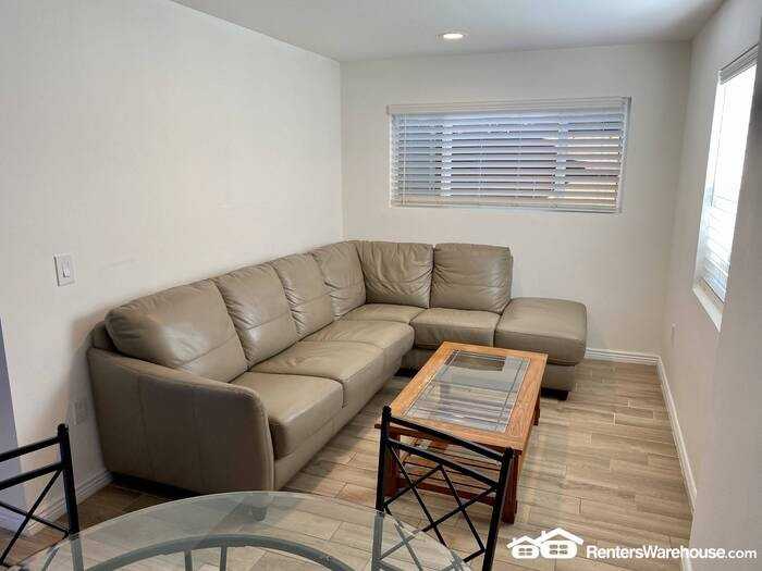 3740 N 12th St #B - Photo 4 of 21