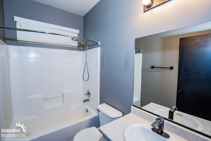 5401 Nickel Creek Trl - Photo 7 of 15