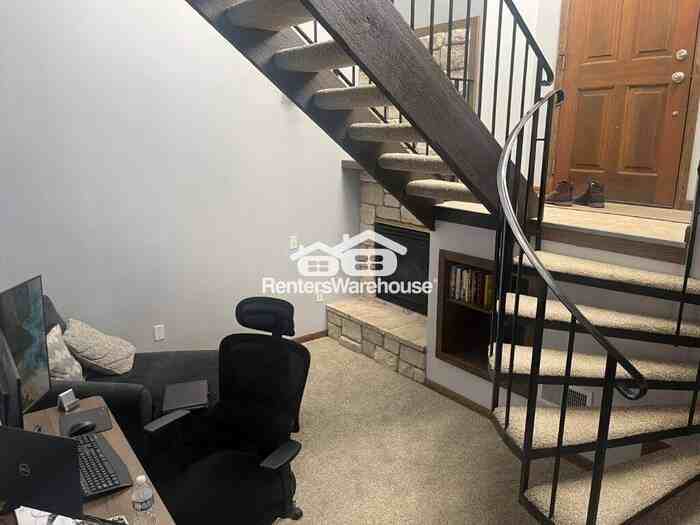 5539 E Bavarian Pass - Photo 7 of 16