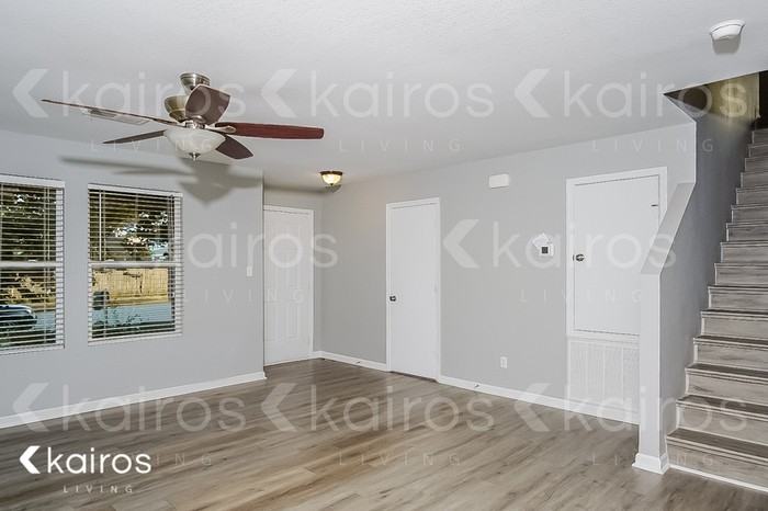 3703 Avalon Lake Dr - Photo 2 of 18