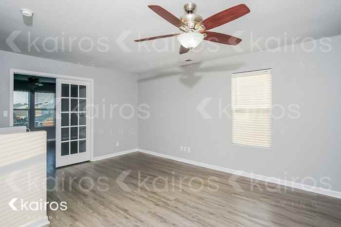 3703 Avalon Lake Dr - Photo 6 of 18