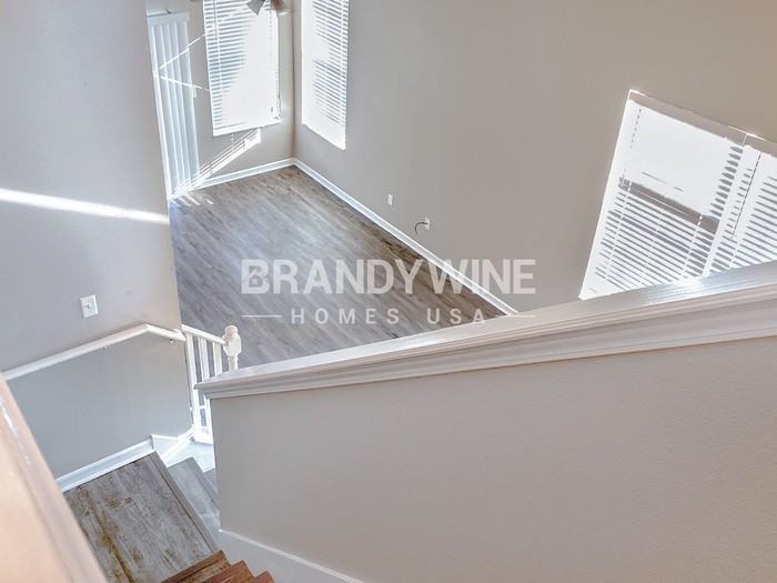 9701 Carlsdale Dr - Photo 2 of 15