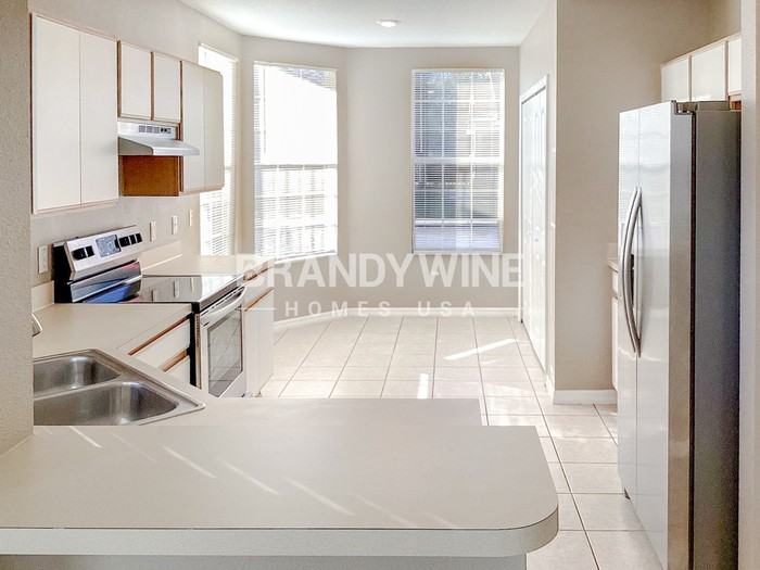 9701 Carlsdale Dr - Photo 5 of 15