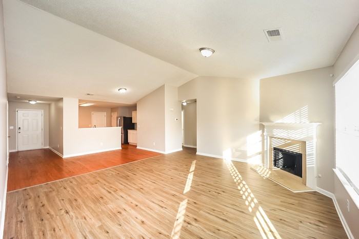 7520 Old Chapel - Photo 3 of 14