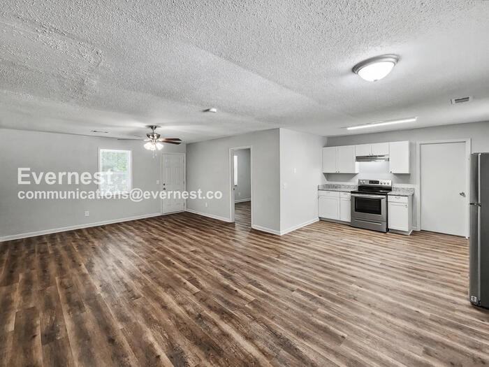 725 W Creek Cir - Photo 3 of 18